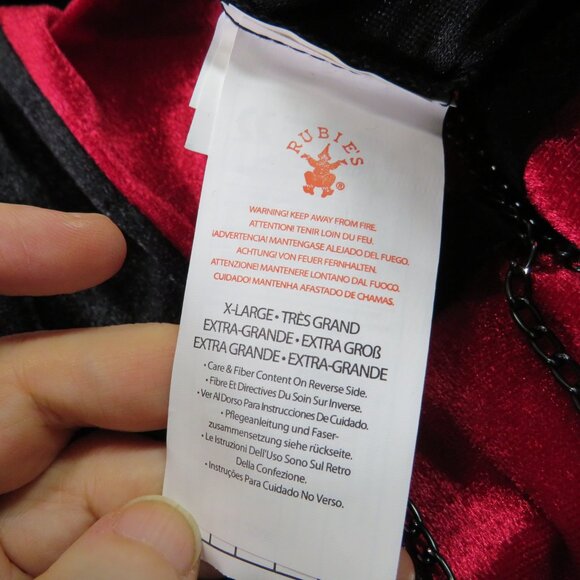 Scarlet vampire adult full figure costume (2)piece top and skirt ladies size - Picture 15 of 15